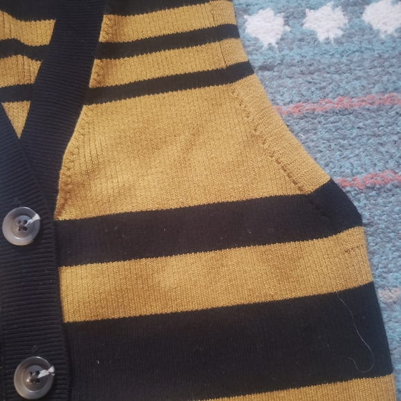 Womens Sweater Vest NWT - Picture 2 of 2